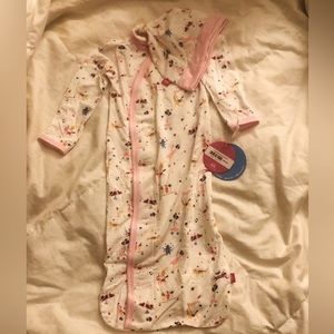 Nb-3 months magnetic me carnival party print nightgown/pajama